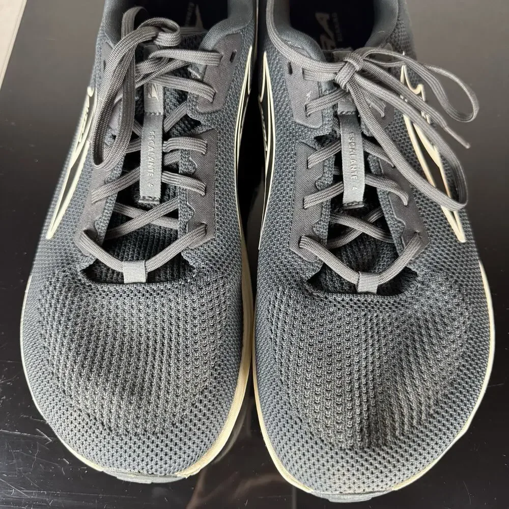 Altra Escalante 4 Mens Size 10.5 Black White Athletic Running Walking Shoes